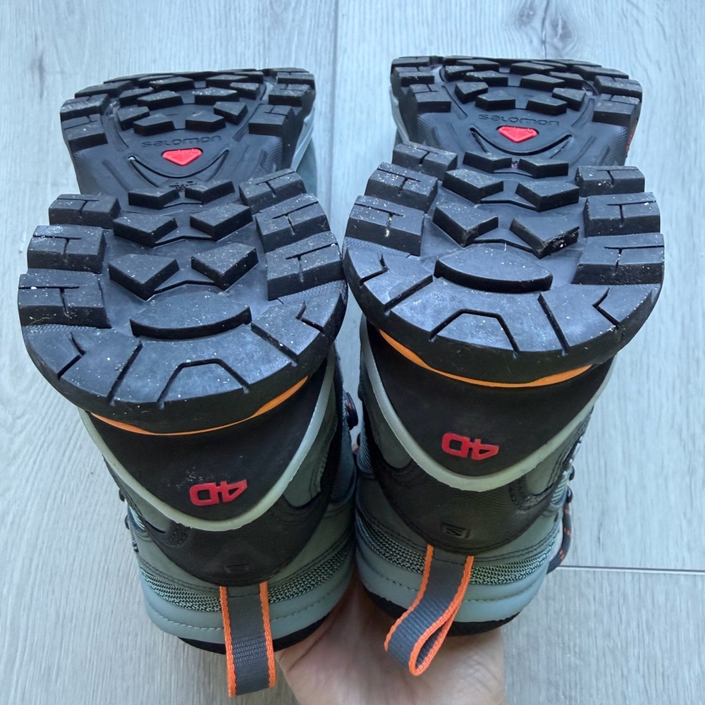 SALOMON Women's QUEST 4D GTX Blue/grey with orange accents. Size 7 - Picture 10 of 10